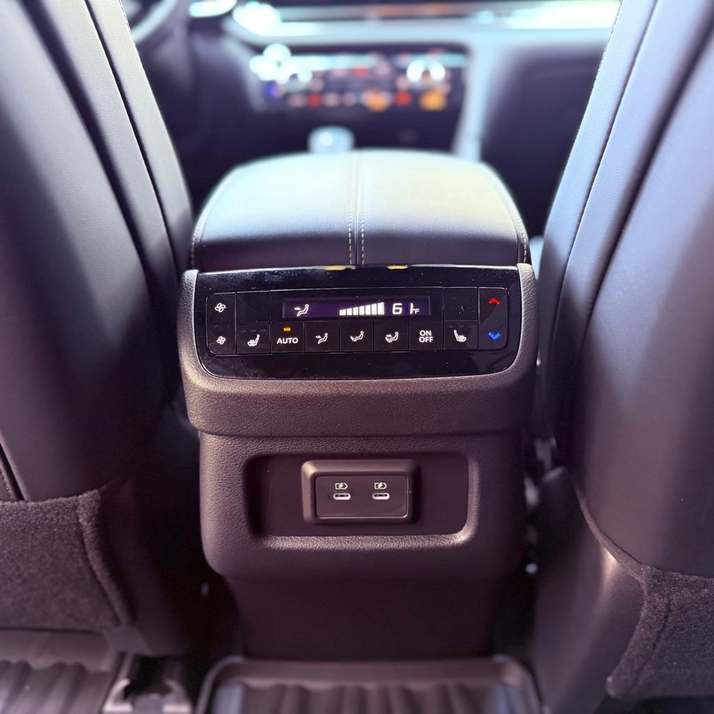 New 2026 INFINITI QX60 Sport image 32