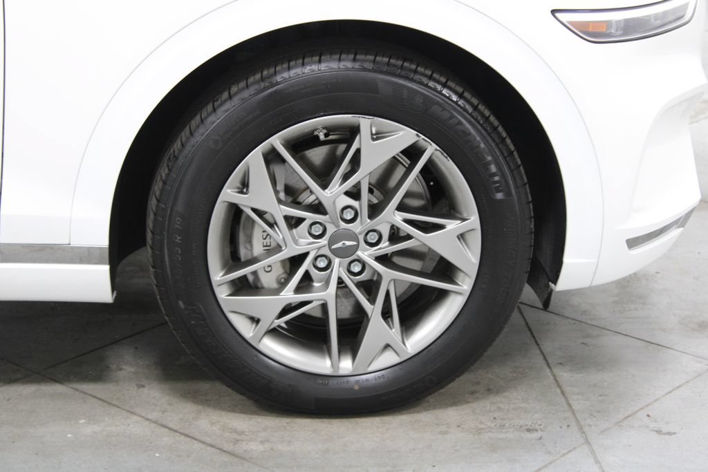 Used 2025 Genesis GV70 2.5T AWD/4WD image 11