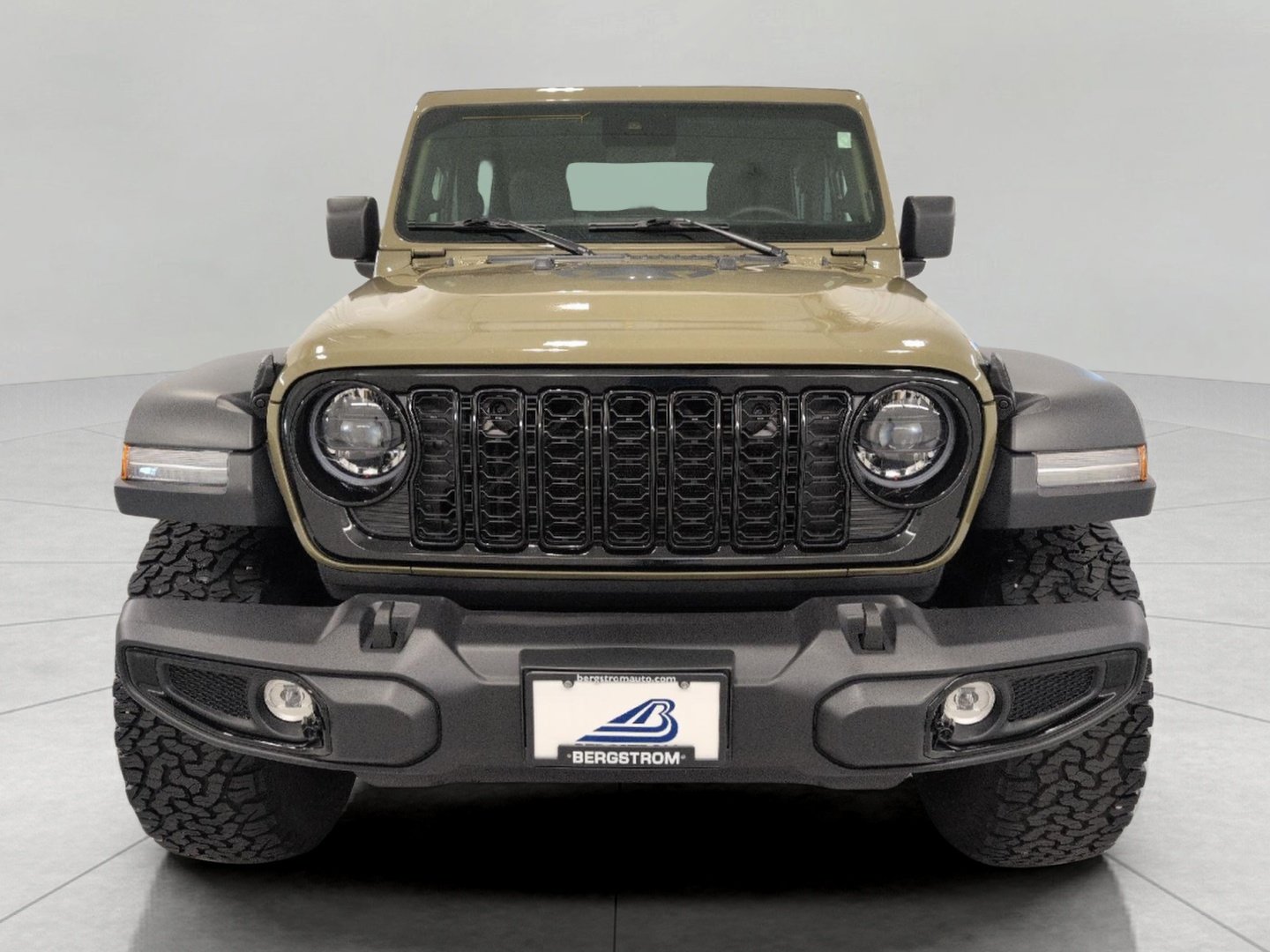 Used 2025 Jeep Wrangler Sport AWD/4WD image 16
