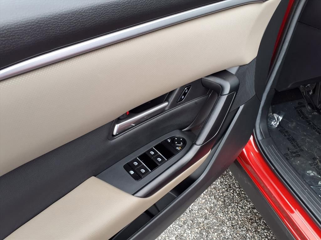 Certified 2025 MAZDA CX-50 AWD 2.5 S w/ Weather Package image 14