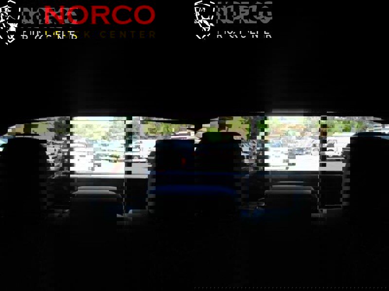 Used 2018 Toyota Tacoma TRD Sport w/ Technology Package image 25