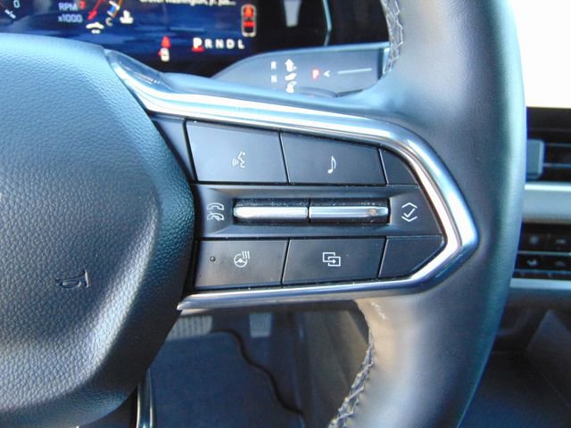 Used 2025 Chevrolet Equinox LT w/ Convenience Package II image 17