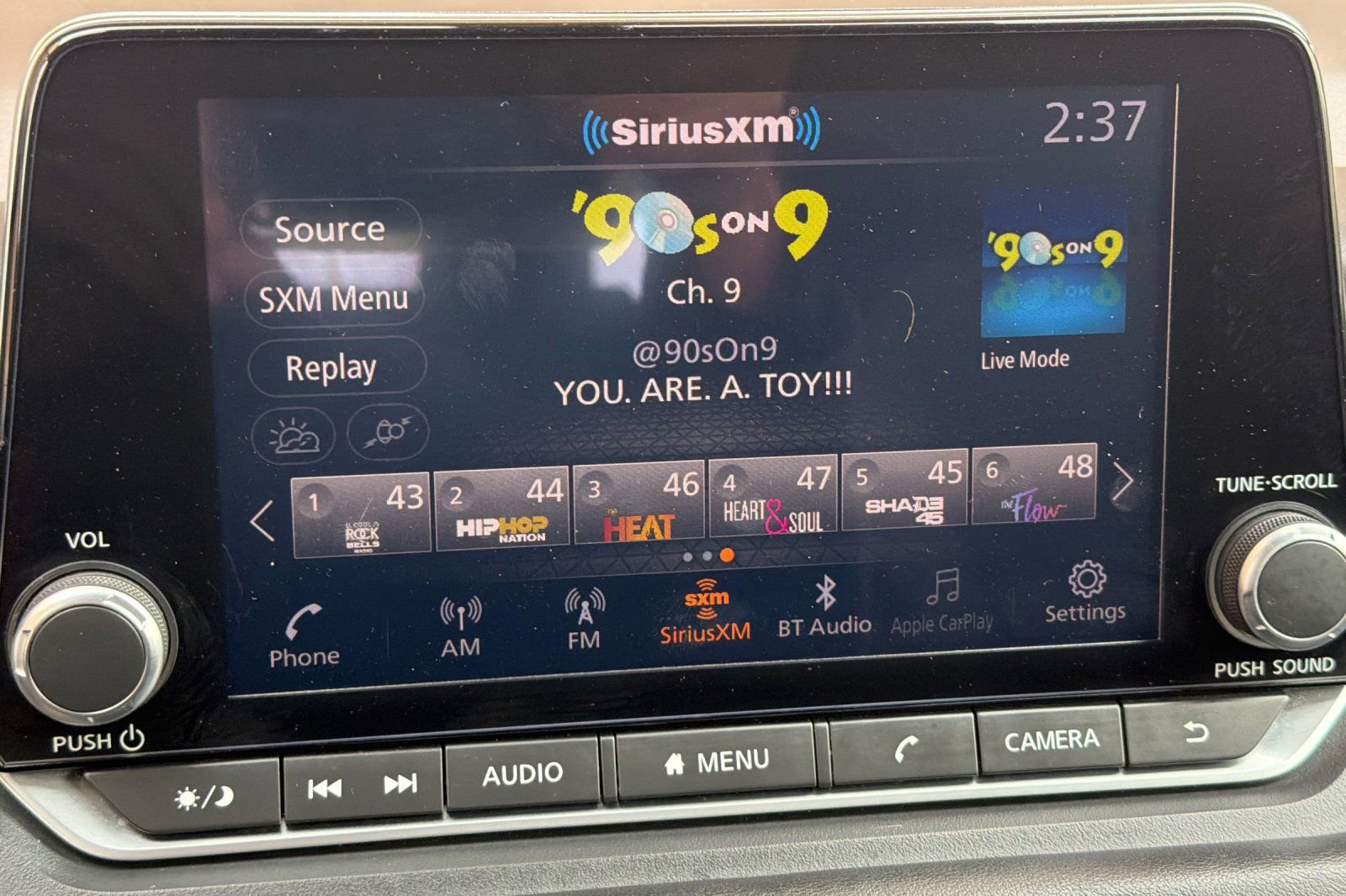 Used 2023 Nissan Rogue SV image 18