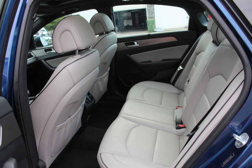 Used 2015 Hyundai Sonata Limited 2.0T FWD image 28