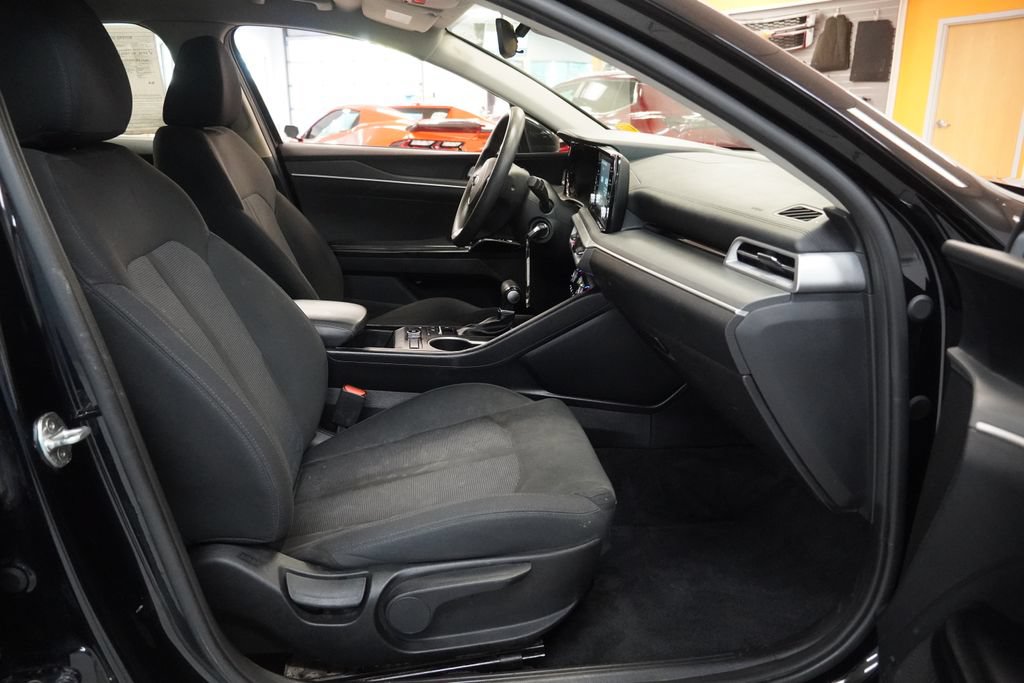 Used 2021 Kia K5 LX FWD image 30