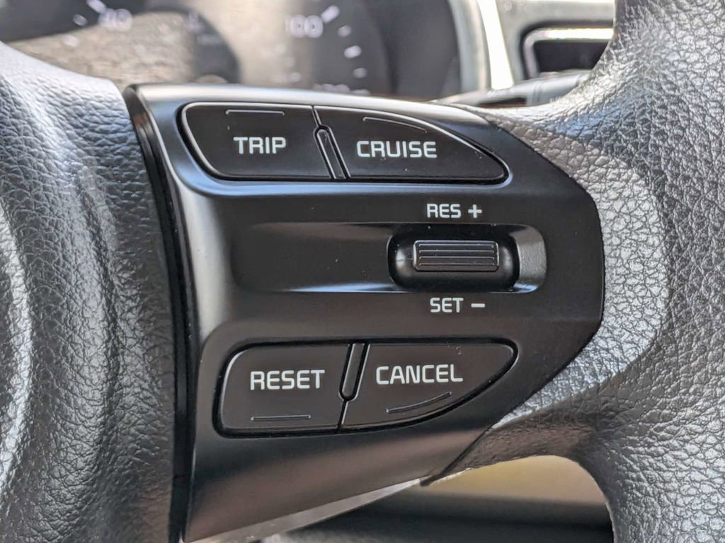Used 2022 Kia Rio S FWD image 27