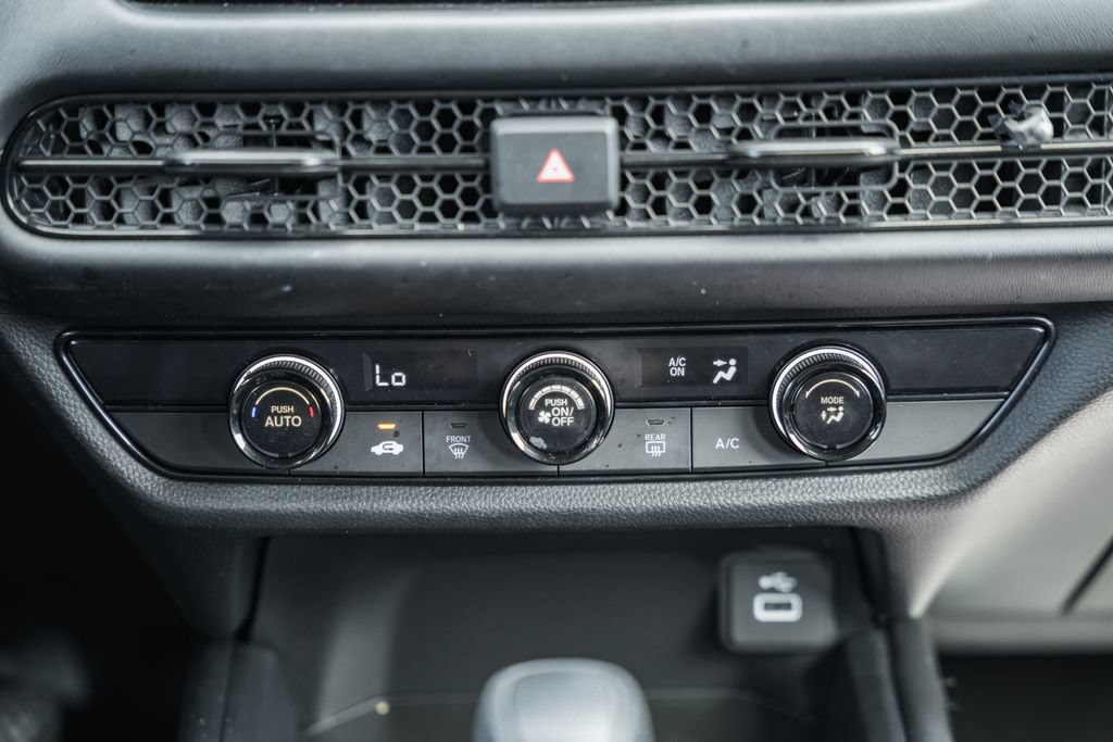 Used 2023 Honda HR-V LX image 20