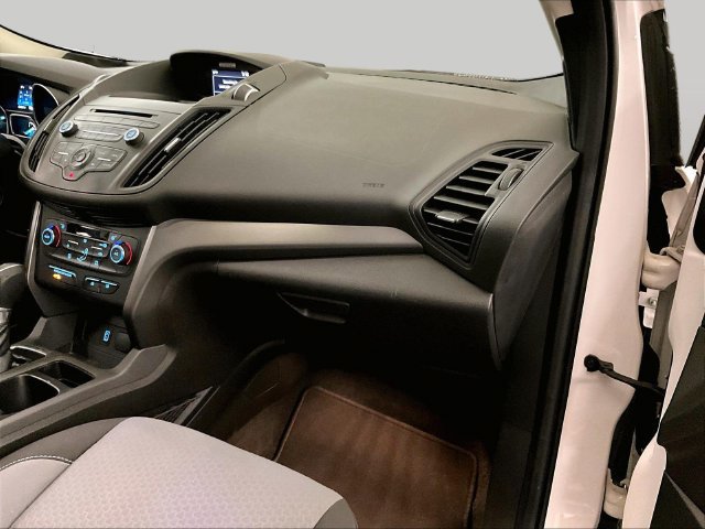 Used 2017 Ford Escape SE AWD/4WD image 15