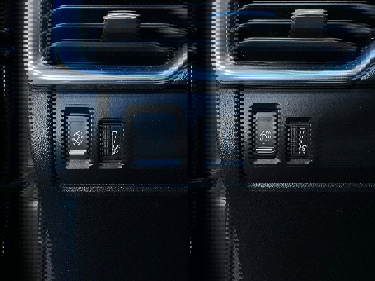 Used 2019 Cadillac XT4 Sport image 26