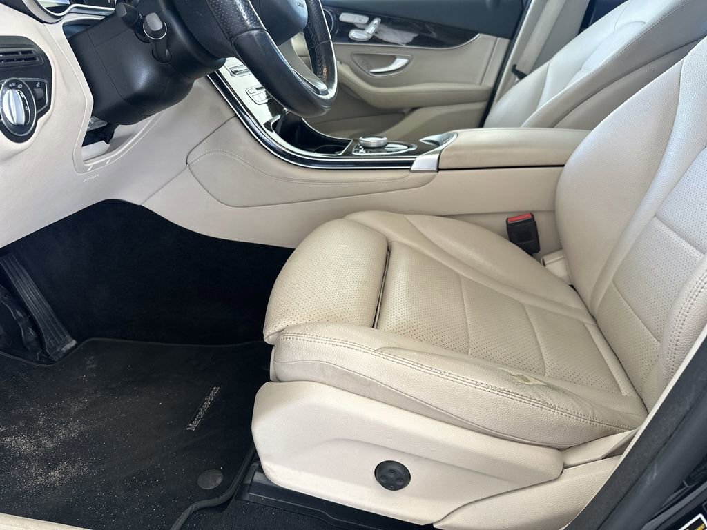 Used 2019 Mercedes-Benz GLC 300 image 13