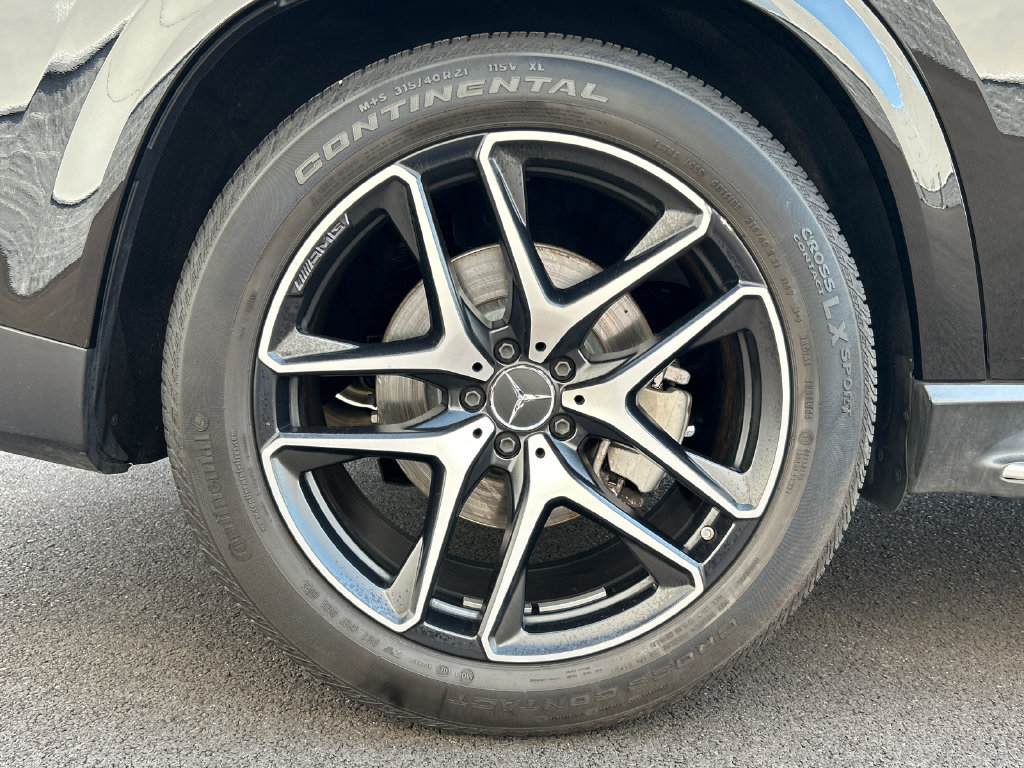 Used 2025 Mercedes-Benz GLE 53 AMG 4MATIC Coupe w/ Driver Assistance Package image 37