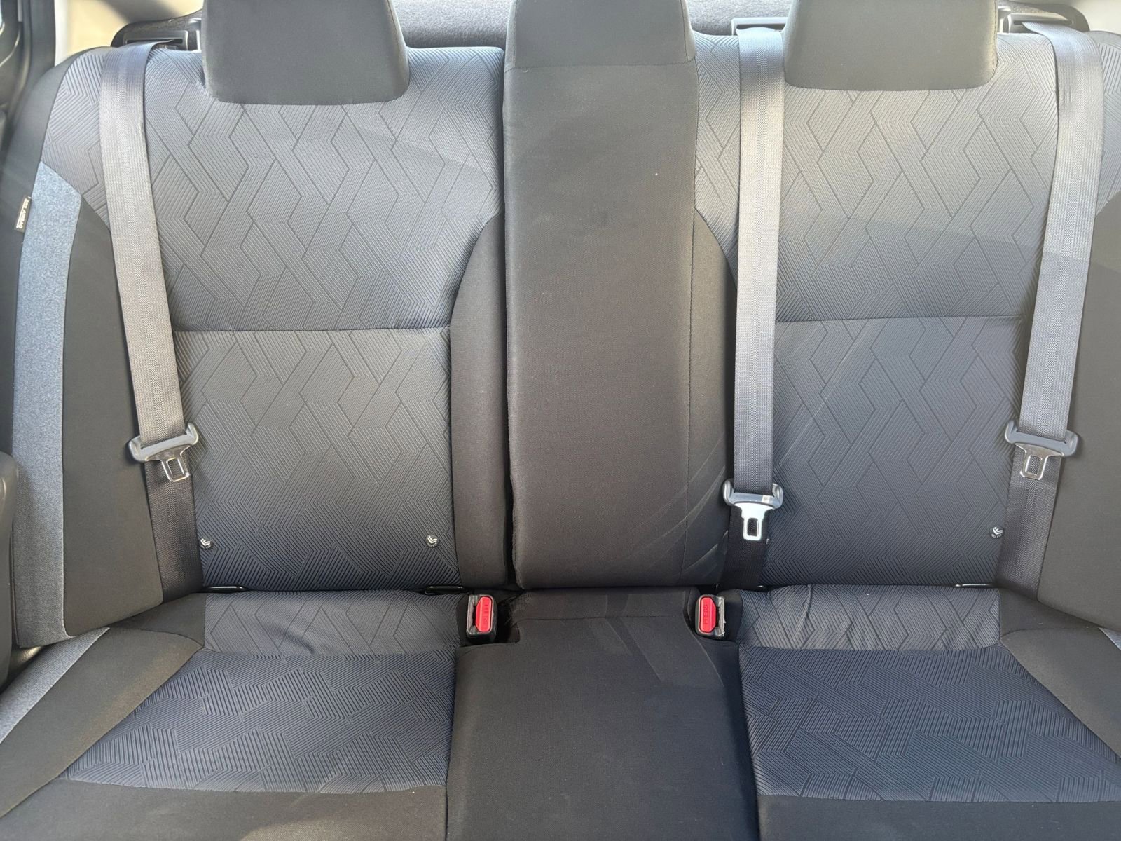 Used 2025 Nissan Versa SV image 36