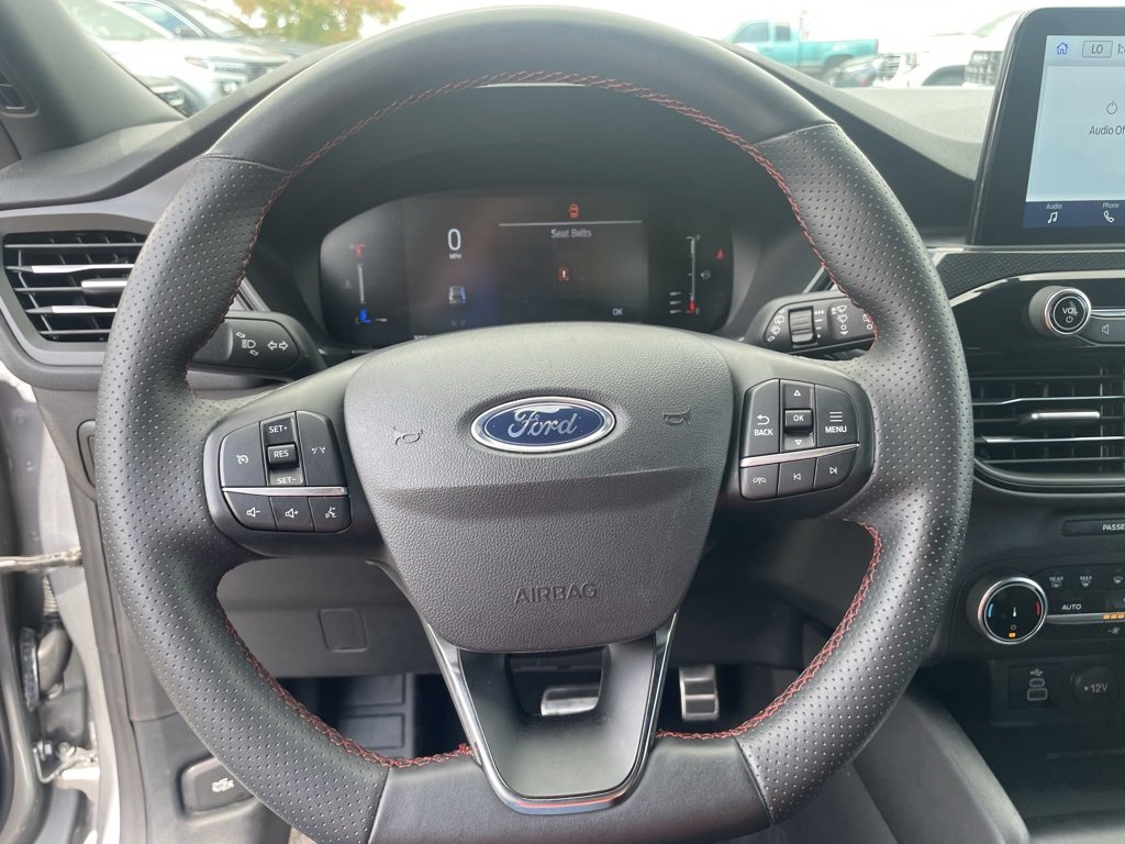 Used 2024 Ford Escape ST-Line image 11