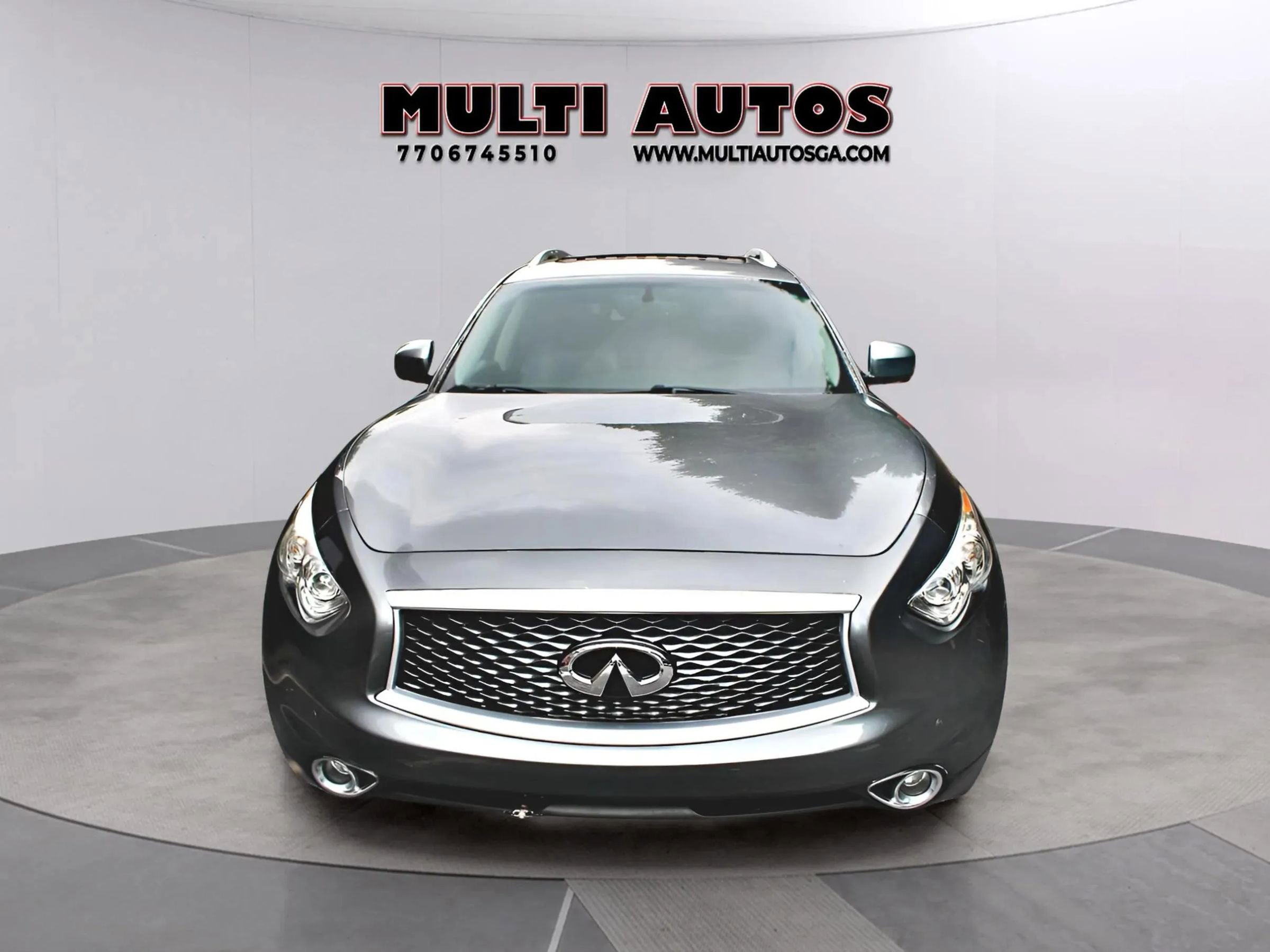 Used 2017 INFINITI QX70 AWD w/ Premium Package image 8
