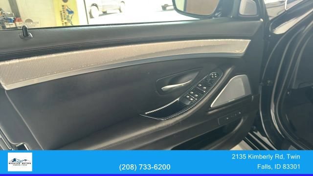 Used 2016 BMW M5 RWD image 13