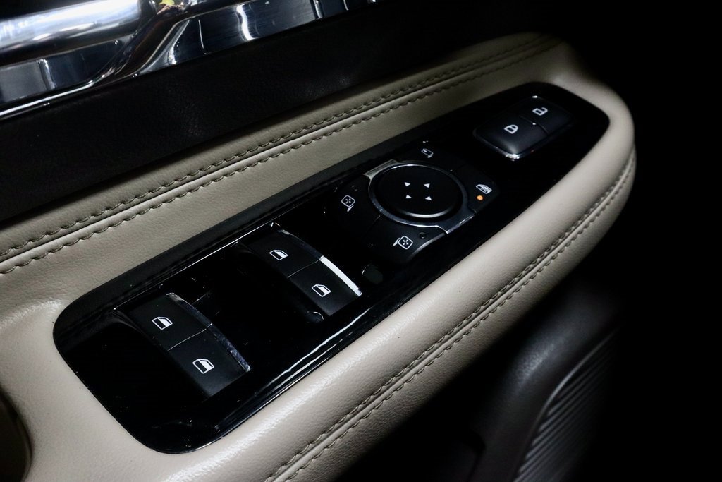 Used 2022 Lincoln Corsair FWD w/ Premium Package image 29