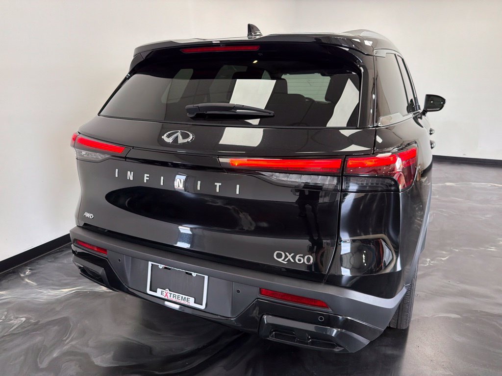 Used 2024 INFINITI QX60 Luxe AWD/4WD image 7