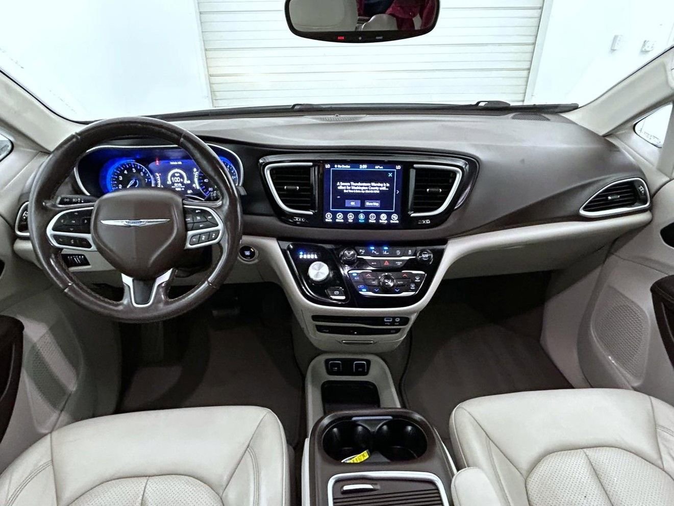 Used 2020 Chrysler Pacifica Touring-L Plus FWD image 13