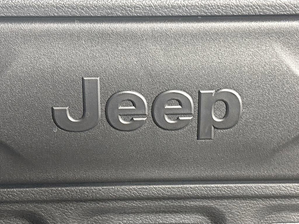 New 2025 Jeep Wrangler Unlimited Rubicon image 25