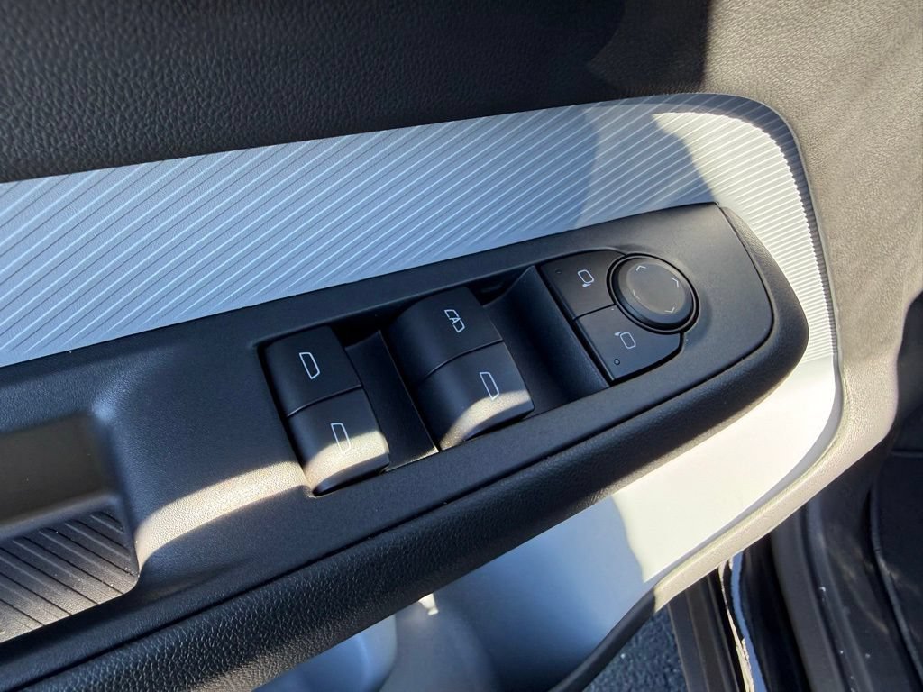 New 2027 Chevrolet Bolt RS FWD image 21
