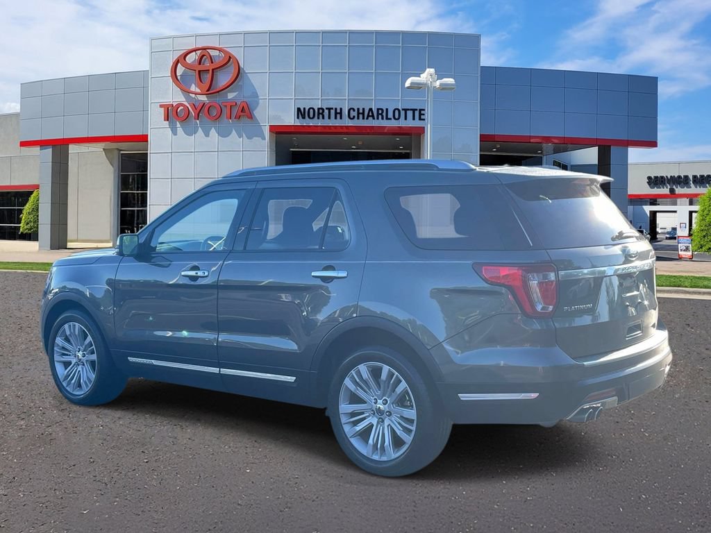 Used 2018 Ford Explorer Platinum AWD/4WD image 4