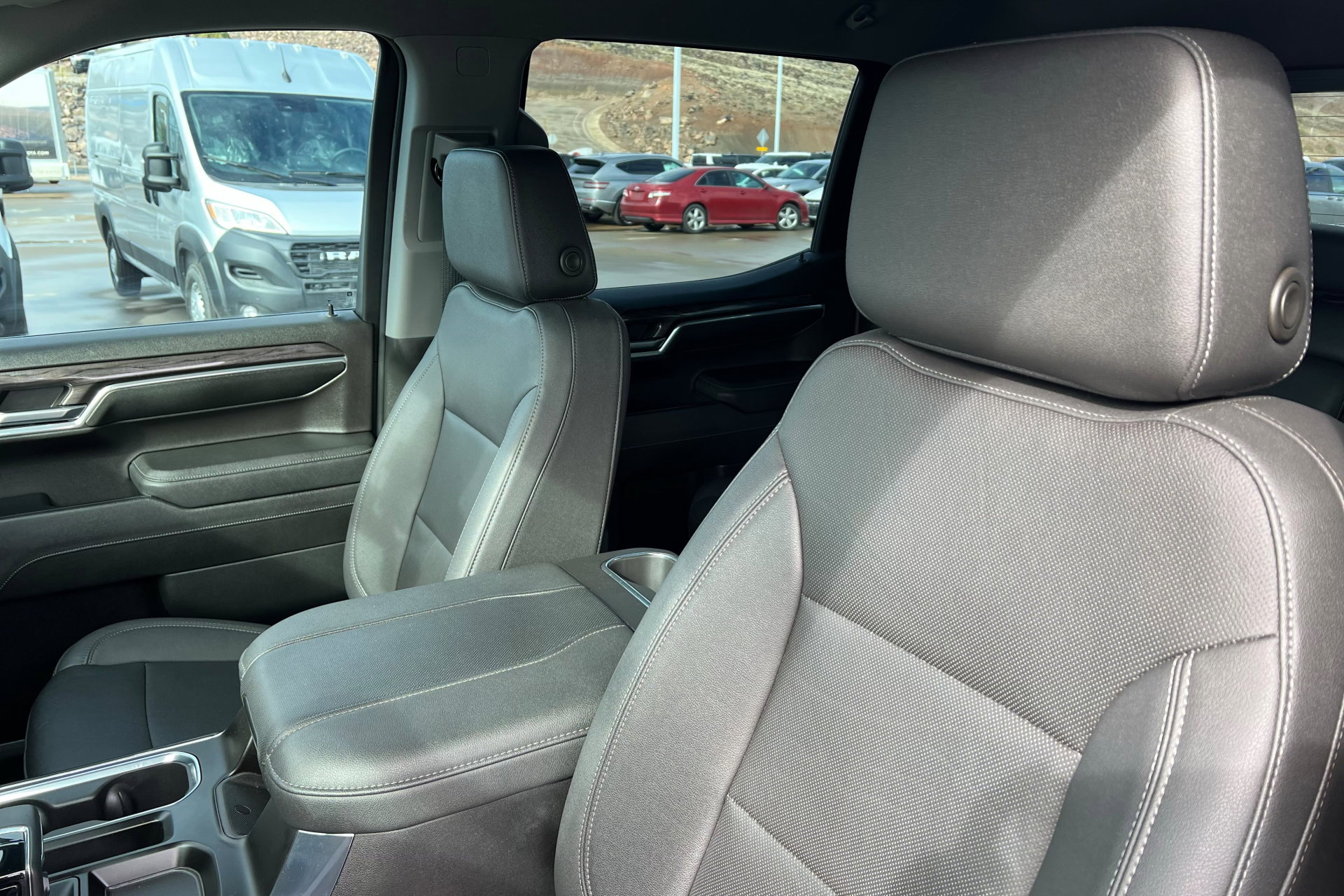 Certified 2023 Chevrolet Silverado 1500 LTZ w/ Technology Package image 17