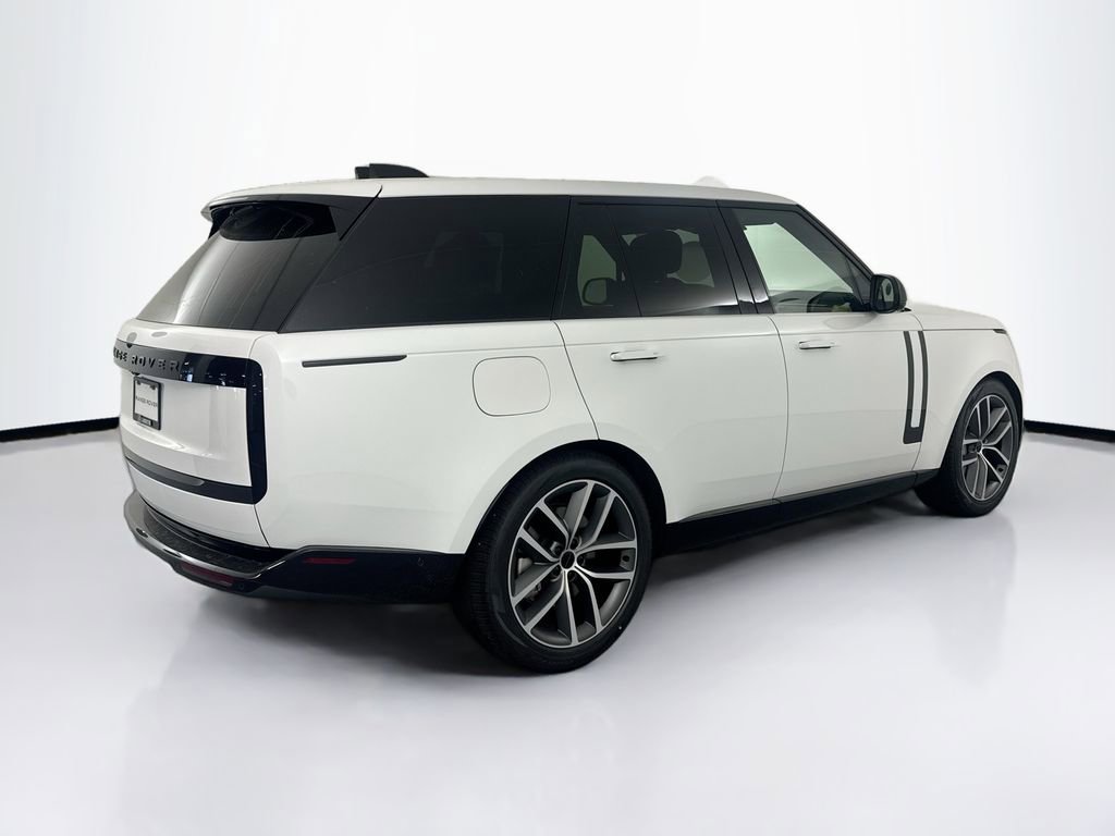 New 2026 Land Rover Range Rover SE AWD/4WD image 5