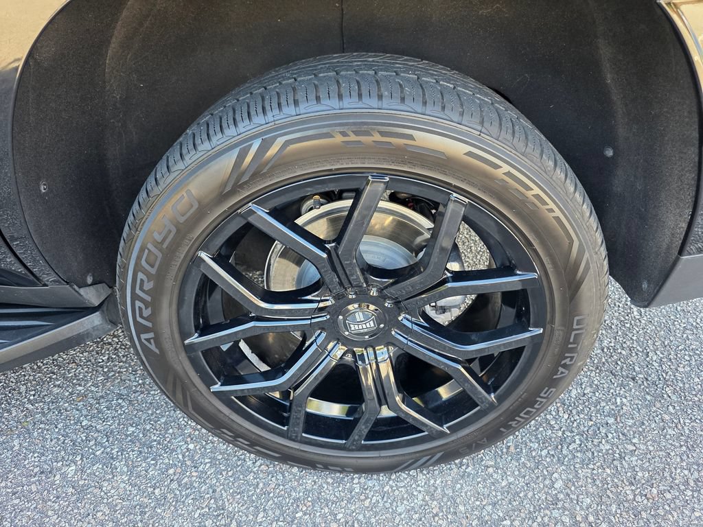 Certified 2024 Chevrolet Tahoe RST w/ Luxury Package RWD image 32