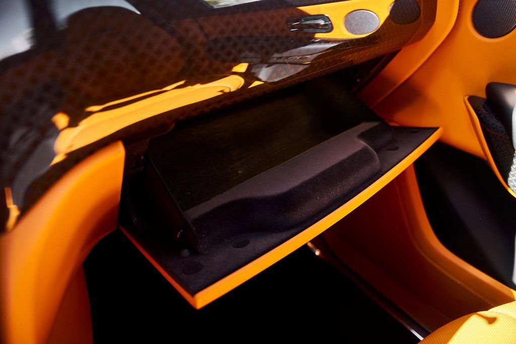 Used 2024 Rolls-Royce Cullinan Black Badge image 91