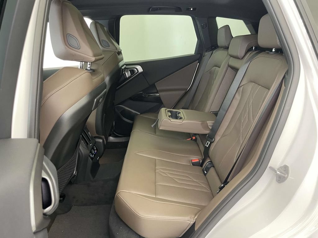 New 2026 BMW X3 xDrive30i w/ Premium Package AWD/4WD image 16