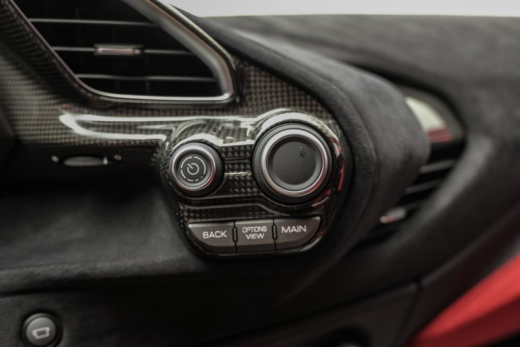 Used 2019 Ferrari 488 Pista Coupe RWD image 24
