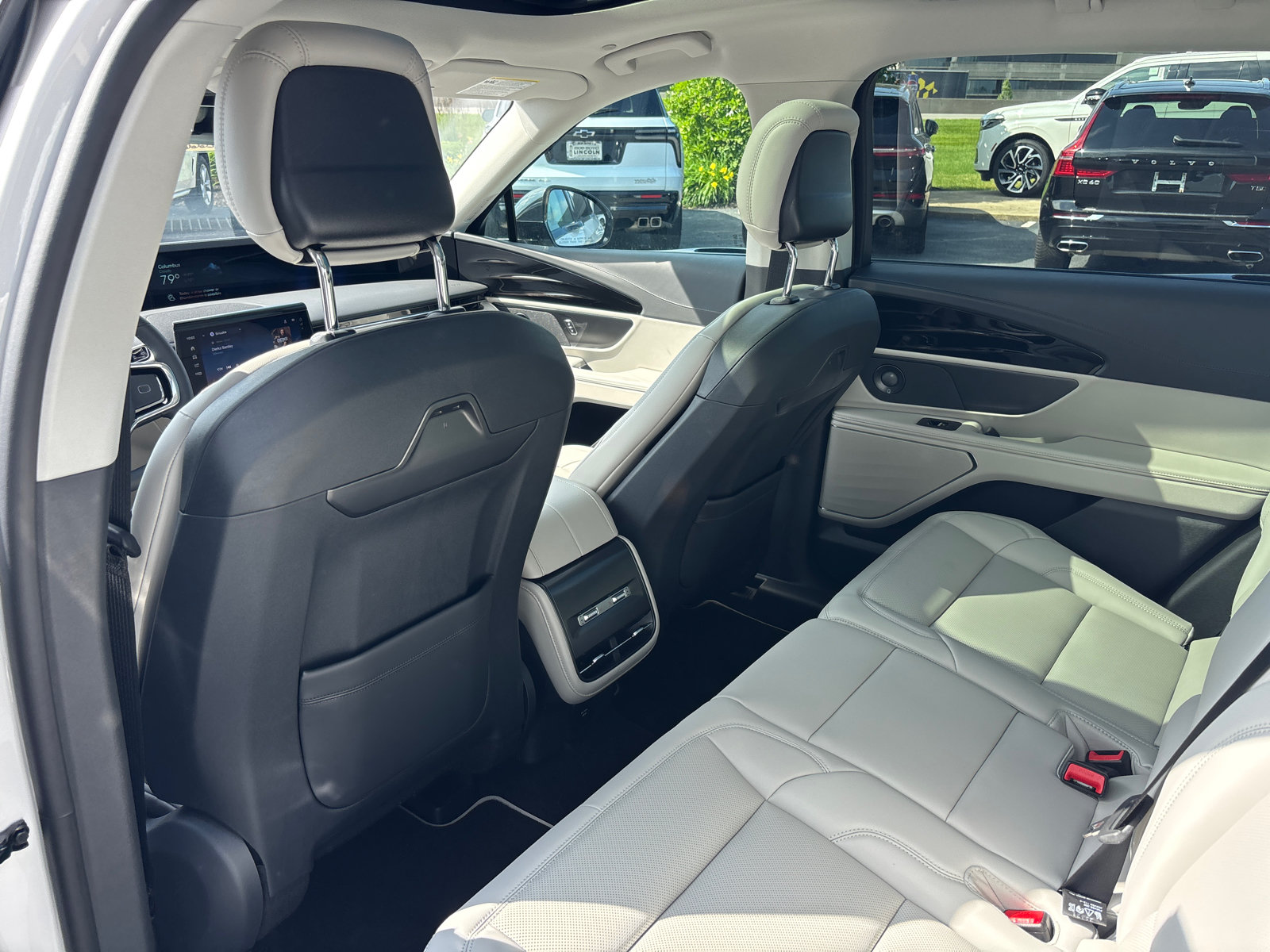 New 2026 Lincoln Nautilus Premier w/ Equipment Group 102A AWD/4WD image 28