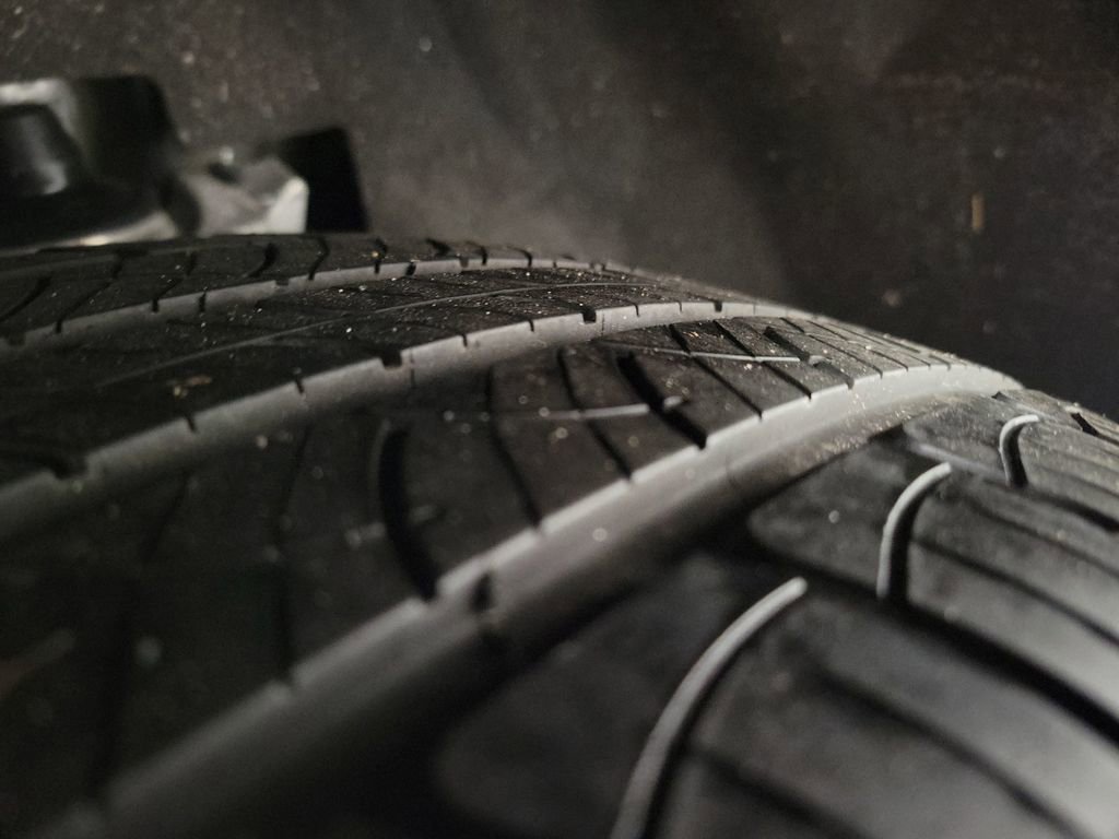 Used 2024 Ford Edge SEL image 11