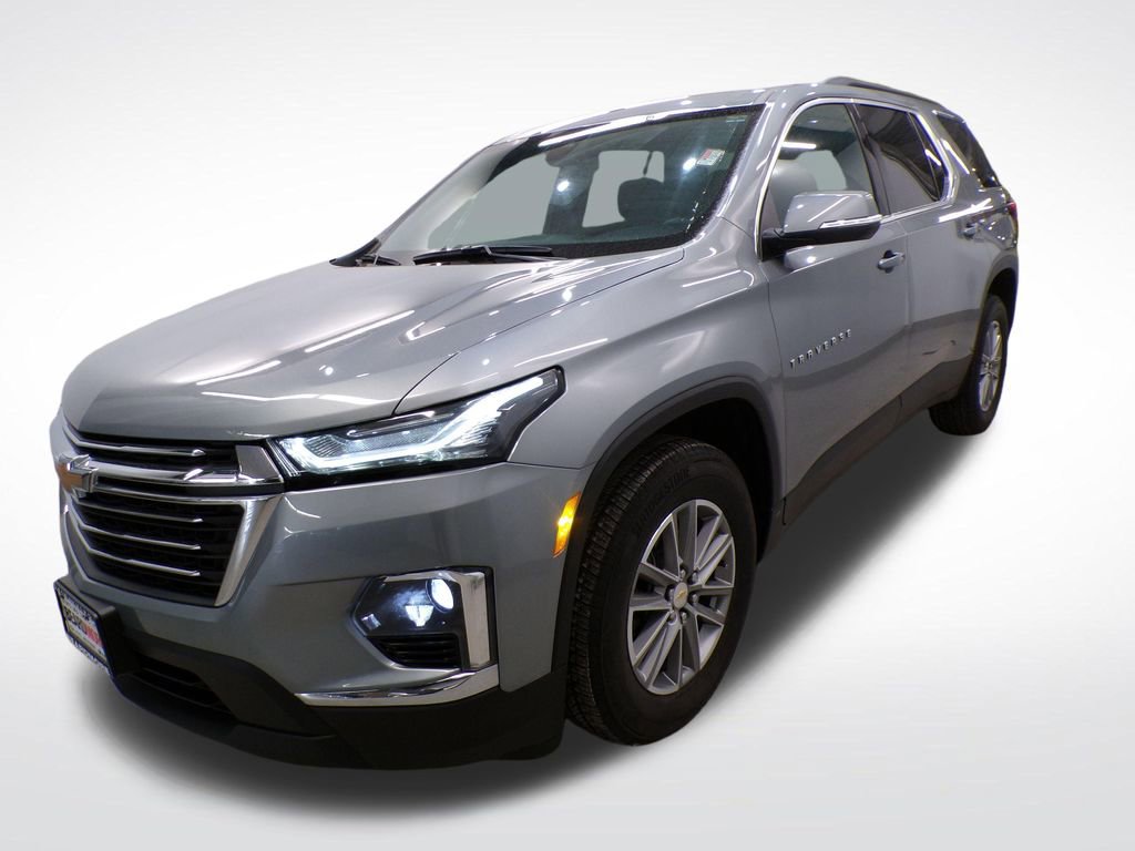 Used 2023 Chevrolet Traverse LT w/ LPO, Floor Liner Package AWD/4WD image 2