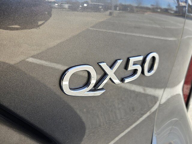 Certified 2025 INFINITI QX50 Luxe image 31