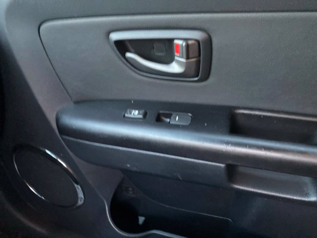 Used 2011 Kia Soul + w/ Audio Pkg FWD image 16