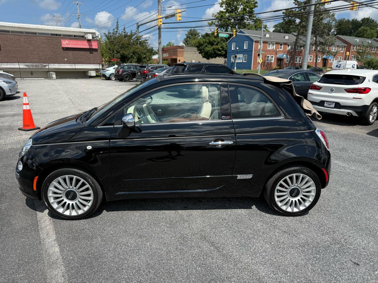 Used 2017 FIAT 500 Lounge image 9