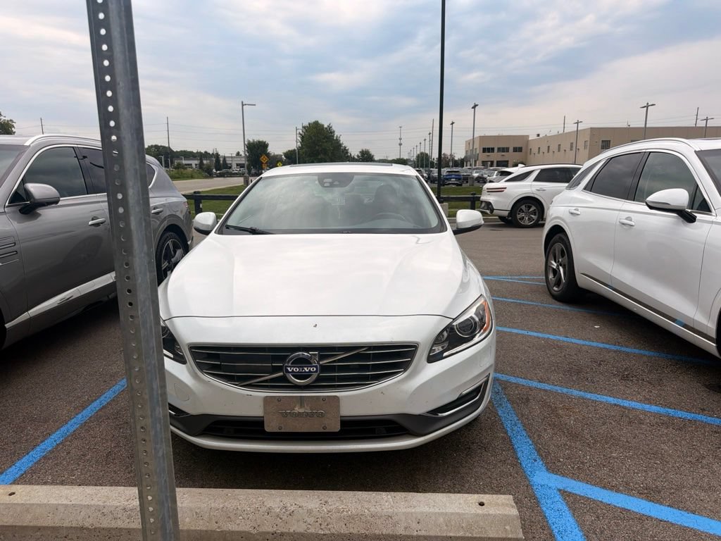 Used 2017 Volvo S60 T5 Inscription Platinum w/ Climate Package AWD/4WD image 6