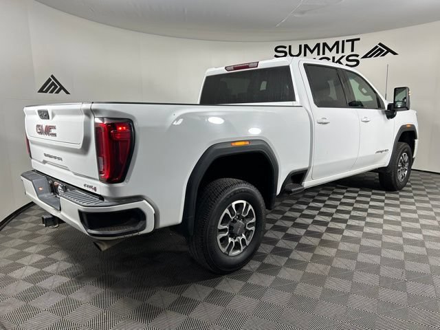 Used 2022 GMC Sierra 3500 AT4 AWD/4WD image 8