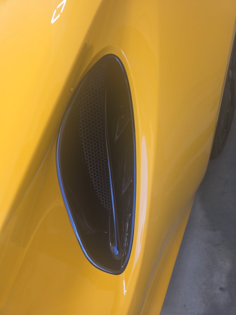Used 2025 Lotus Emira RWD image 23