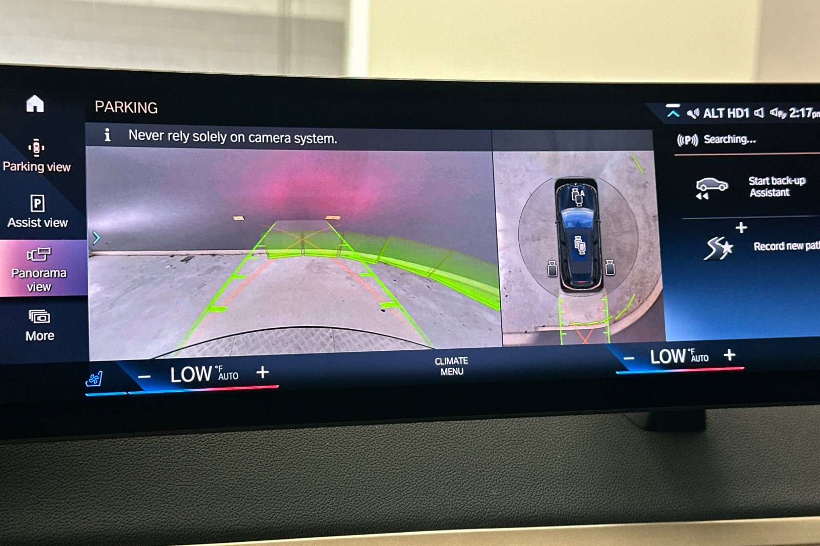 Used 2023 BMW iX xDrive50 w/ Premium Package image 23