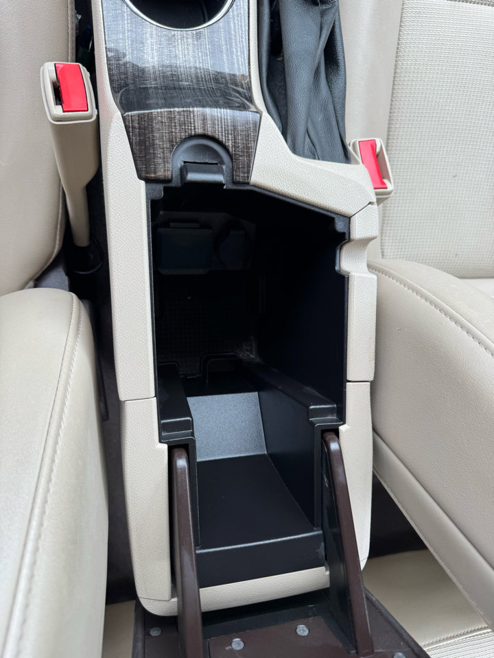 Used 2015 Chevrolet Malibu LT w/ Power Convenience Package image 30