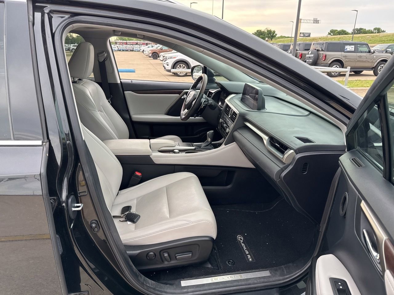 Used 2020 Lexus RX 350 FWD w/ Premium Package image 14