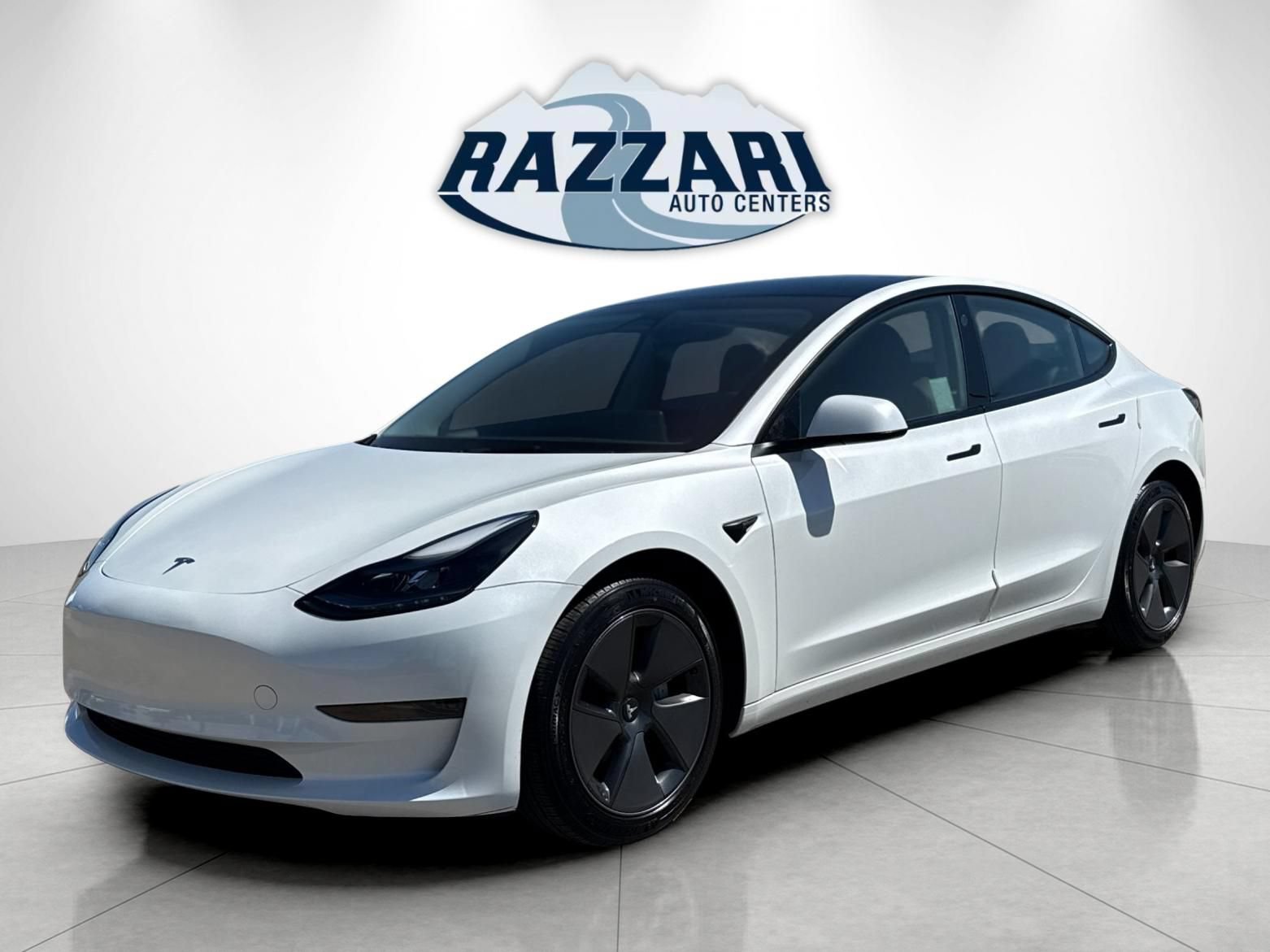 Used 2023 Tesla Model 3 Standard Range RWD image 7