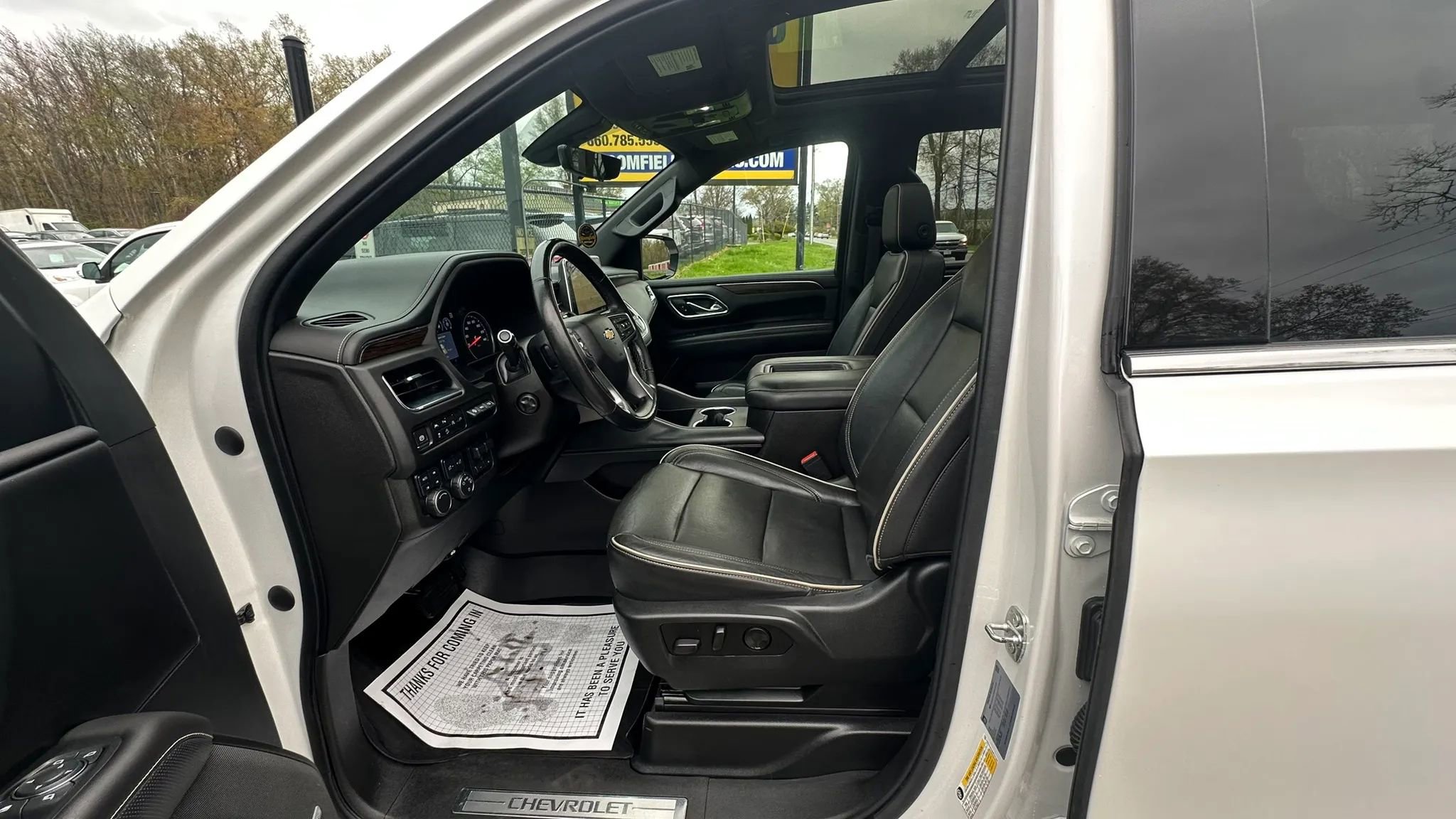 Used 2021 Chevrolet Tahoe Premier w/ Premium Package AWD/4WD image 23