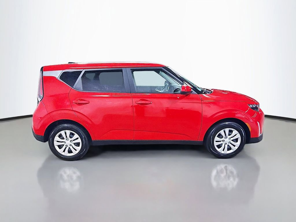 Used 2023 Kia Soul FWD image 11