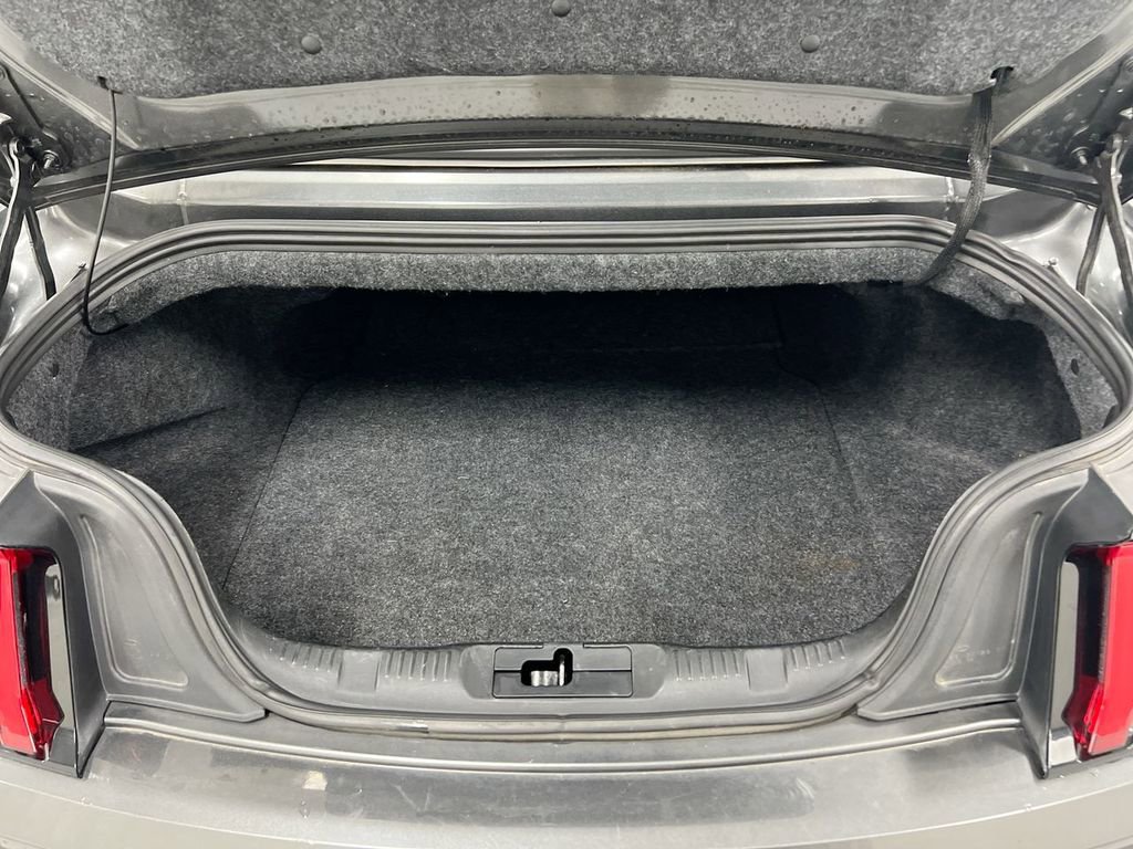 Used 2020 Ford Mustang Premium image 23