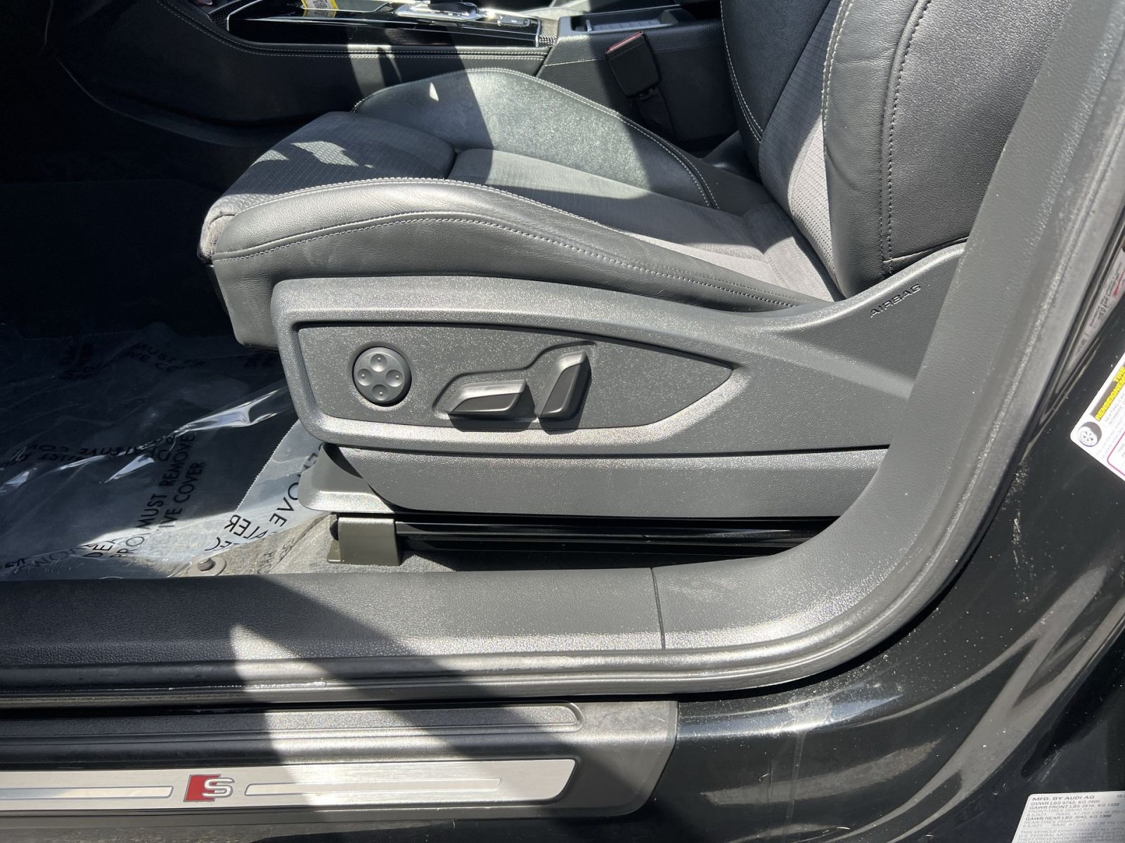 Used 2021 Audi SQ5 Prestige AWD/4WD image 14
