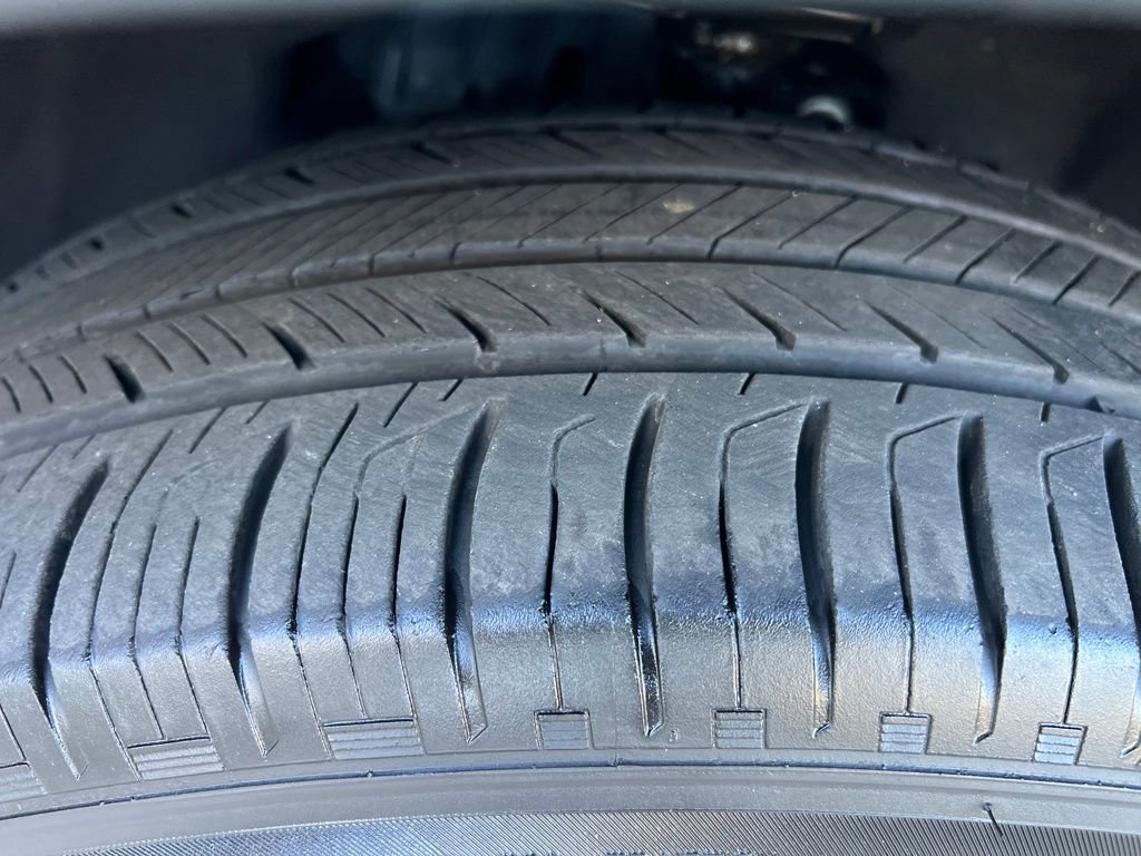 Certified 2023 Ford Explorer XLT w/ Equipment Group 202A image 31