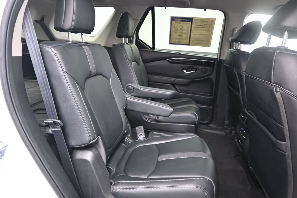 Used 2023 Honda Pilot EX-L image 12